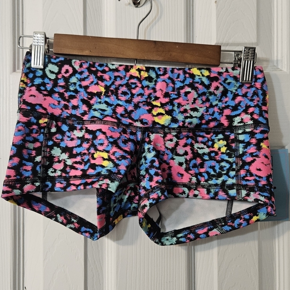 NWT FLEO Miami Leopard Shorts